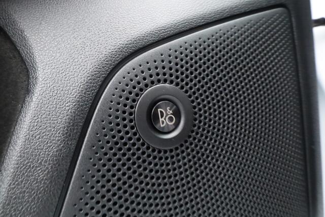 Ford FOCUS Wagon 1.0 EcoBoost ST Line | Winter Pack | Cruise Control | All Season | B&O | Apple CarPlay | Hill Hold | 17''