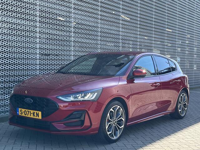 Ford FOCUS 1.0 EcoBoost Hybrid ST Line X / Digitaal dashboard / Navigatie / App connect / Camera / Parkeersensoren V+A / P4