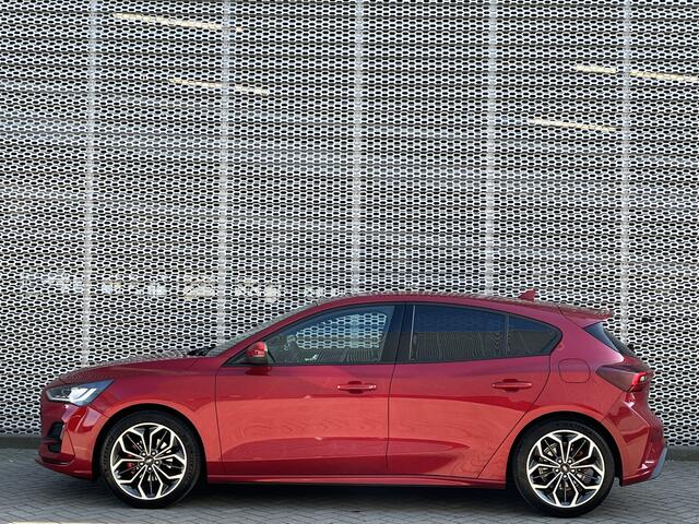 Ford FOCUS 1.0 EcoBoost Hybrid ST Line X / Digitaal dashboard / Navigatie / App connect / Camera / Parkeersensoren V+A / P4