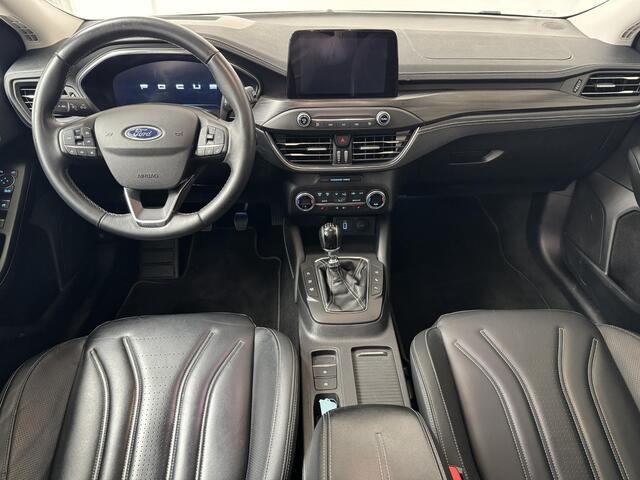 Ford FOCUS 1.0 EcoBoost Hybrid Vignale | Stoelverwarming | Leder | Navigatie | Achteruitrijcamera |