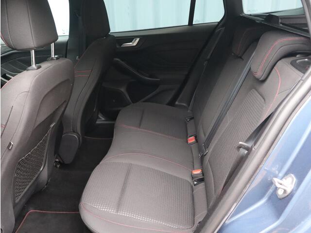 Ford FOCUS Wagon ST Line X Business 1.5 150pk AUTOMAAT | NAVI | CAMERA | B&O AUDIO | TREKHAAK |