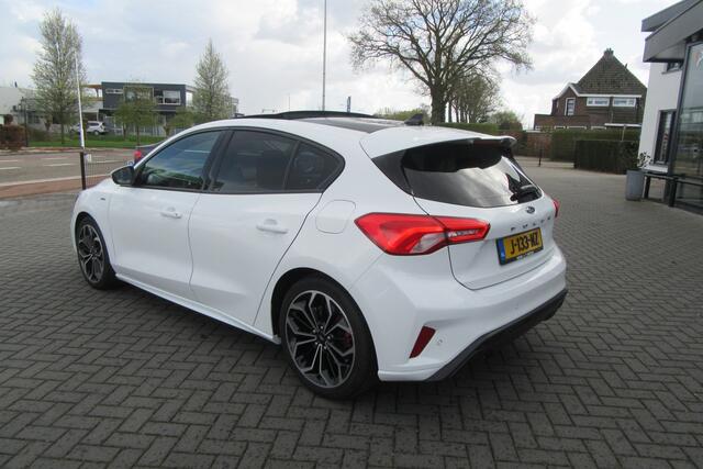Ford FOCUS 1.0 EcoBoost ST Line X Business, Panoramadak, Stuur + Stoelverw.
