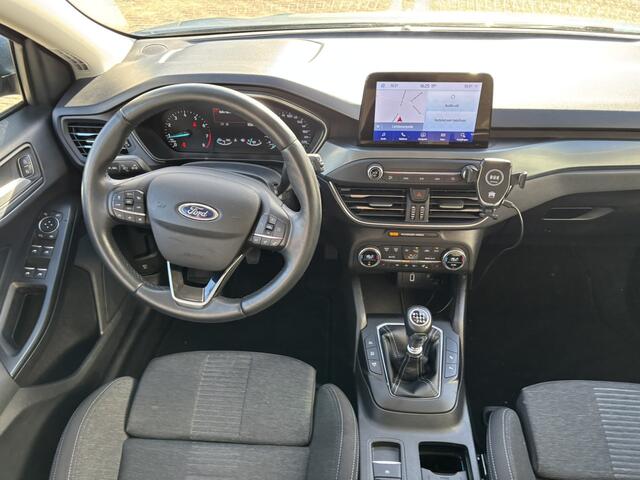 Ford FOCUS 1.5 EcoBoost Active Business / Stoel, Stuur en Voorruitverwarming / Applecarplay/AndroidAuto / Trekhaak / Winterset op velg /