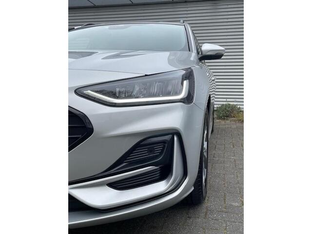 Ford FOCUS Wagon 1.0 EcoBoost Hybrid ST Line | APPLE CARPLAY EcoBoost Hybrid ST Line | Navigatie | Clima | LED