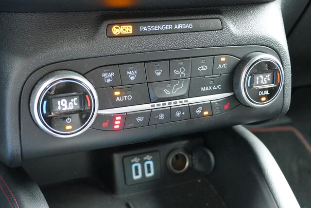 Ford FOCUS 1.5 150pk EcoBoost ST Line X Business. Camera, Adap Cruise, Stoel&StuurVerw, Haak 1500kg