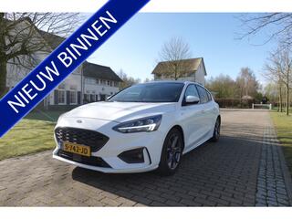ford-focus-1.0-ecoboost-st-line-tit