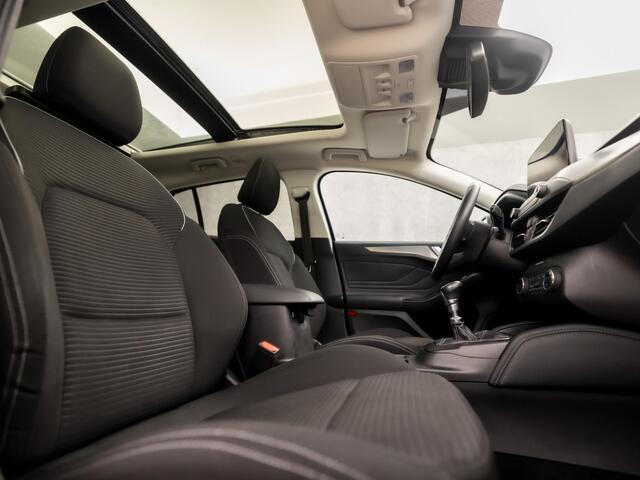 Ford FOCUS Wagon 1.0 EcoBoost Titanium X (PANORAMADAK, VIRTUAL COCKPIT, APPLE CARPLAY, STUUR/STOELVERWARMING, SPORTSTOELEN, CAMERA, GETINT GLAS, ADAPTIVE CRUISE, NIEUWE APK, NIEUWSTAAT)
