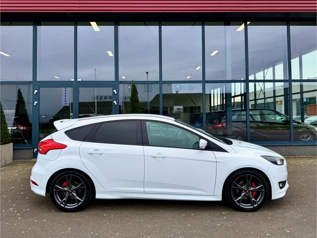 Ford FOCUS 1.0 ST-Line NAVI ECC CRUISE