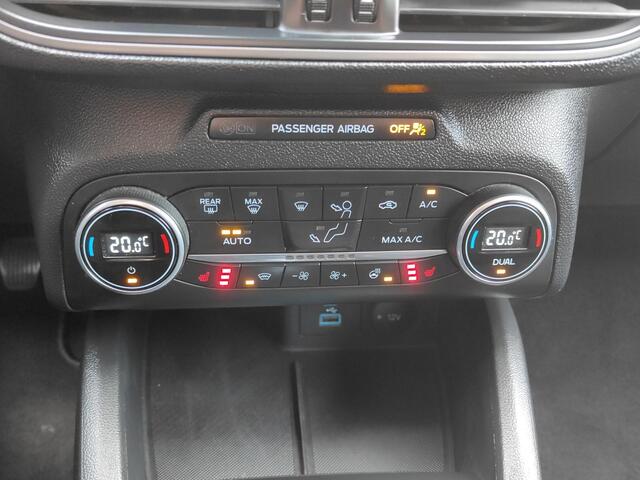 Ford FOCUS Wagon 1.0 EcoBoost Hybrid Titanium