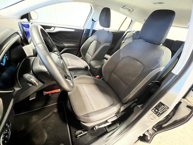 Ford FOCUS Wagon 1.0 EcoBoost Hybrid Trend Edition Business | Android/Apple Carplay | LM Velgen 16" | PDC Voor en Achter | Cruise Control | Airco |