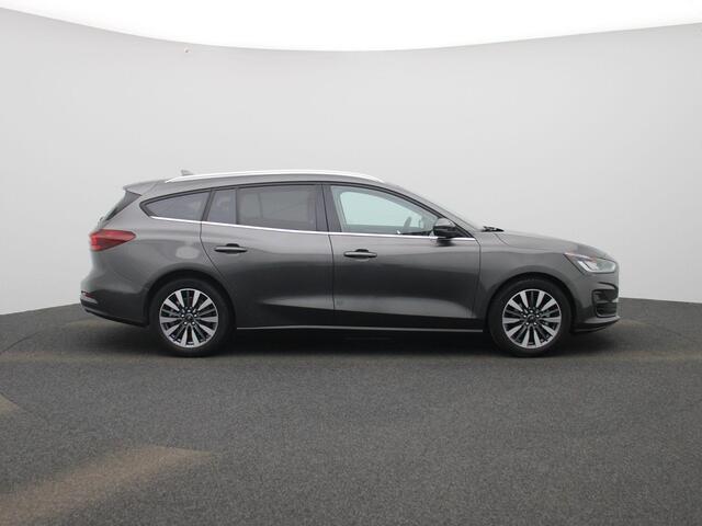 Ford FOCUS Wagon 1.0 EcoBoost Hybrid Titanium X | Climate Control / ECC | Licht metalen velgen 17 inch | Trekhaak | Cruise control Standaard | Navigatie | LED koplampen | Park Distance Control voor en achter | Achteruitrijcamera | Dakrailing |