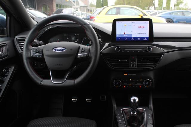 Ford FOCUS 1.0 EcoBoost ST Line Business / CarPlay / Keyless / Parkeerhulp V+A / 18'' / Stuur+Stoelverwarming / LED / DAB / Cruise Control