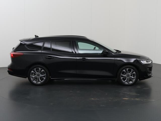 Ford FOCUS Wagon 1.0 EcoBoost Hybrid ST Line X | Elekt. Wegklapbare Trekhaak | Winterpakket | Cruise Control Adaptief | Parkeercamera | Head-Up | Navigatie |