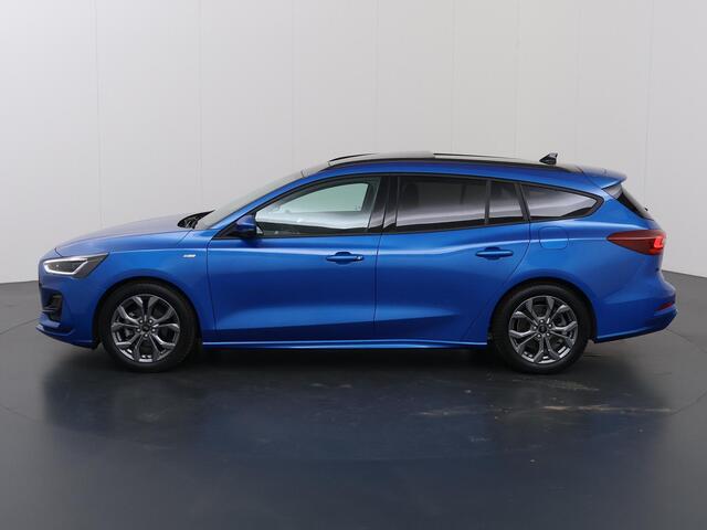 Ford FOCUS Wagon 1.0 EcoBoost Hybrid ST Line X | Elekt. Wegklapbare Trekhaak | Winterpakket | Cruise Control Adaptief | Parkeercamera | Head-Up | Navigatie |