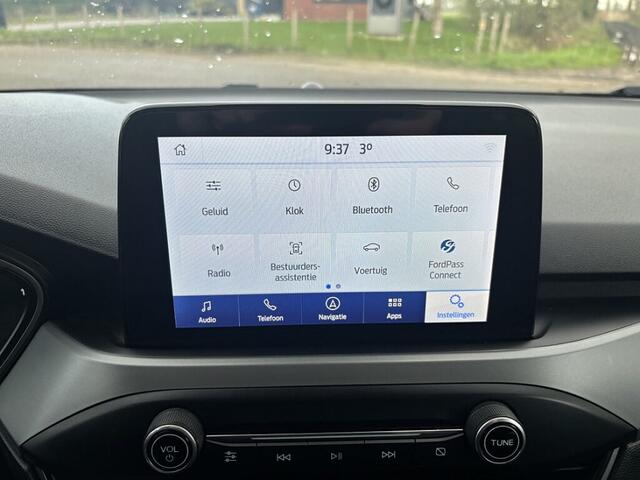 Ford FOCUS Wagon 1.0 125pk Hybrid connect ,navigatie,lmv,sportdop,led,winter