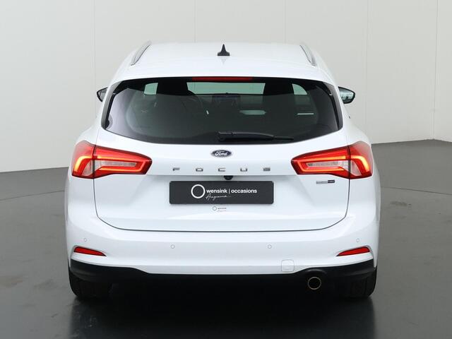 Ford FOCUS Wagon 1.0 EcoBoost Hybrid Trend Edition Business | 155PK | Winterpack | Dodehoekdetectie | Navigatie | Parkeercamera |