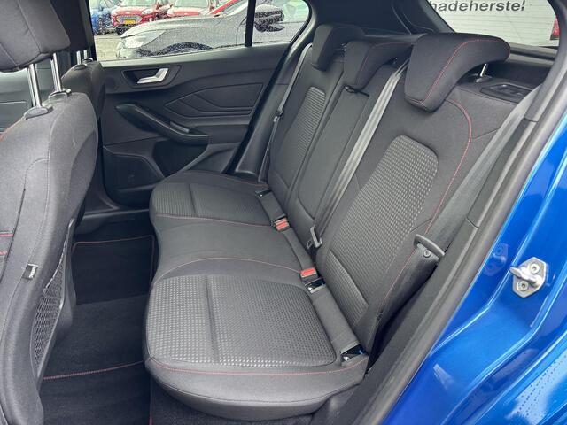 Ford FOCUS 1.0 EcoBoost Hybrid ST Line X | Bellen voor bezichtiging | 125pk Trekhaak | Winterpack | Achteruitrijcamera | Nederlandse auto