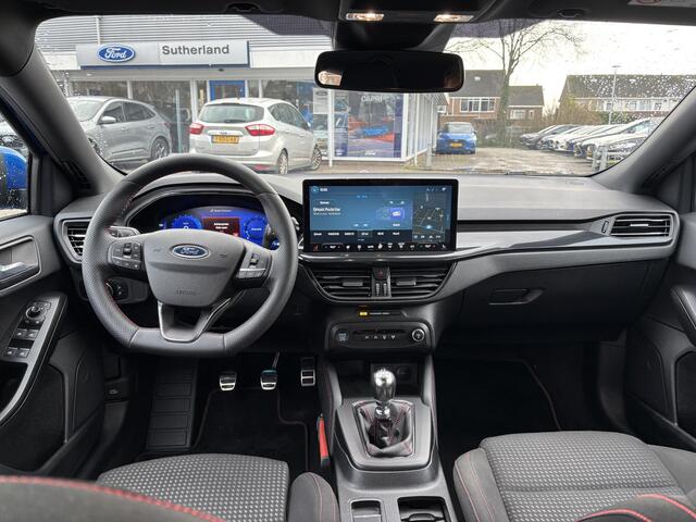 Ford FOCUS 1.0 EcoBoost Hybrid ST Line X | Bellen voor bezichtiging | 125pk Trekhaak | Winterpack | Achteruitrijcamera | Nederlandse auto