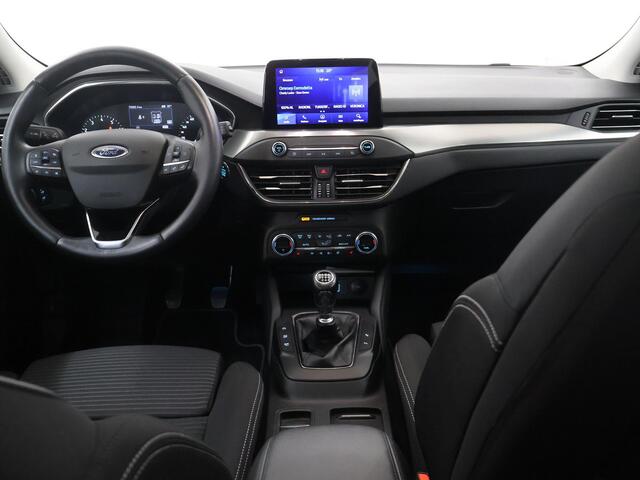 Ford FOCUS Wagon 1.5 EcoBoost Titanium Business | Trekhaak | Panoramadak | Winterpakket | AGR Stoelen | Full led Koplampen | B&O | Cruise Control Adaptief |