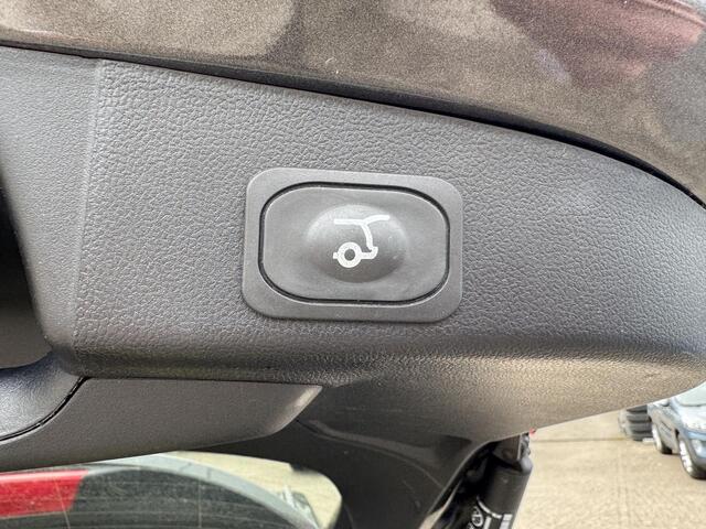 Ford FOCUS Wagon 1.0 EcoBoost Hybrid ST Line X | SCI | 155pk |Automaat | Afneembare Trekhaak | Adaptieve Cruise | Winterpack | Elektrische Achterklep