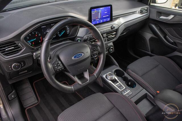 Ford FOCUS 1.0 EcoBoost ST-Line Camera Keyless Stoelverwarming Carplay Led