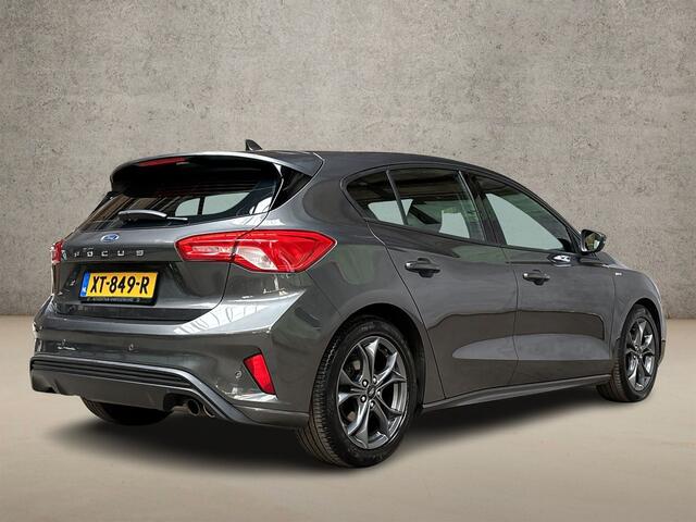 Ford FOCUS 1.0 EcoBoost ST Line (APPLE CARPLAY, GROOT NAVI, CLIMATE, STUUR/STOELVERWARMING, KEYLESS, SPORTSTOELEN, PARKEERSENSOREN, LM VELGEN, CRUISE, NIEUWSTAAT)