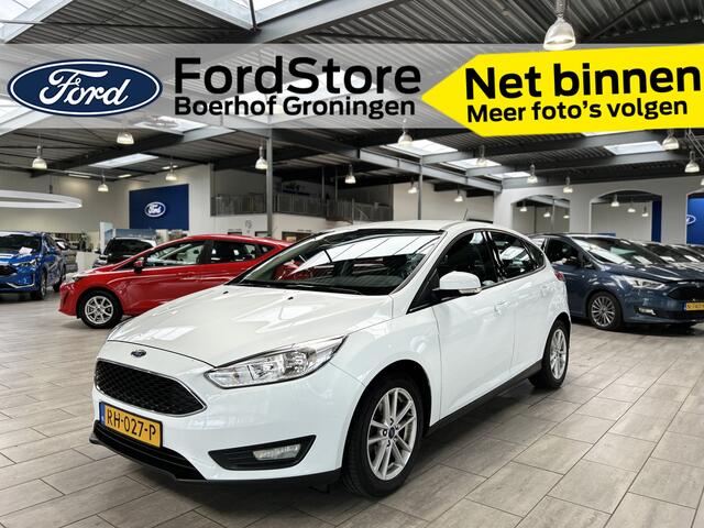 Ford FOCUS Ecoboost 100pk Lease Edition | 100% onderhouden | Cruise | Parkeersens achter | Airco | Apple carplay Android auto | |