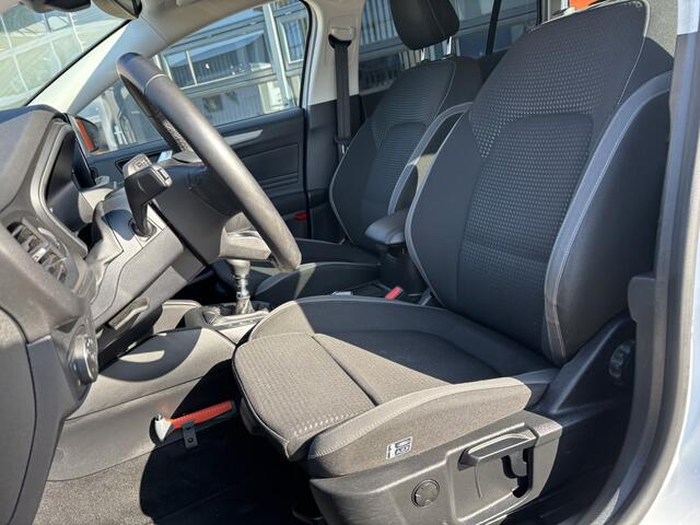 Ford FOCUS Wagon 1.0 EcoBoost Connected / Stoel, Stuur en Voorruitverwarming / Navi / Applecarplay/Androidauto /