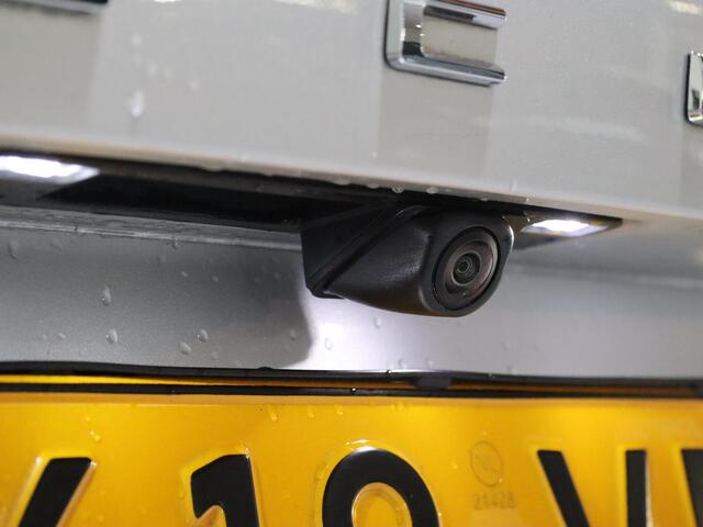 Ford FOCUS Wagon 1.0 EcoBoost Hybrid Titanium | Winterpakket | Cruise Control Adaptief | Parkeercamera | Navigatie | Climate Control |