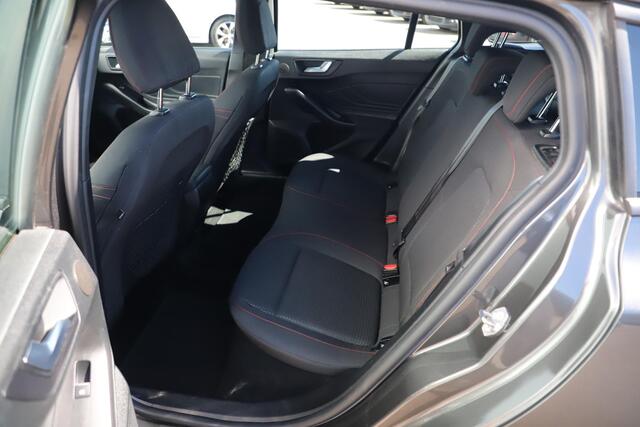 Ford FOCUS Wagon 1.0 EcoBoost Hybrid ST Line Business Trekhaak Navigatie Achteruitrijcamera Carplay Android Clima Cruise Stuur & Stoelverwarming