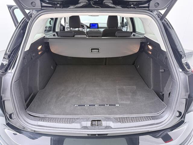 Ford FOCUS Wagon 125PK EcoBoost Active Business | LED | Winterpack | Trekhaak | B&O | Camera | Elektr. achterklep |