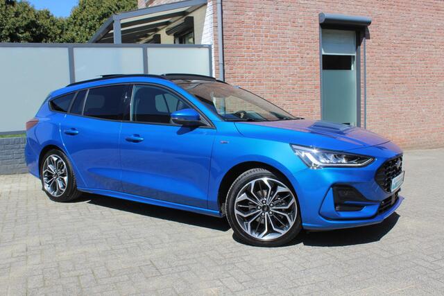 Ford FOCUS Wagon 1.0 EcoBoost 155pk Hybrid ST Line X Navi, Pano, Haak, Driver Ass Pack, Leer, Winterpack, El. Klep, Volle auto!