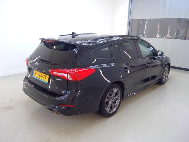 Ford FOCUS Wagon 1.0 EcoBoost Hybrid ST Line X Business | 71.300 KM | Trekhaak | Winterpack | WORDT VERWACHT!
