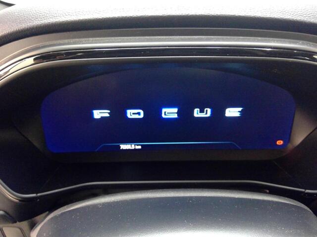 Ford FOCUS Wagon 1.0 EcoBoost Hybrid ST Line X Business | 71.300 KM | Trekhaak | Winterpack | WORDT VERWACHT!