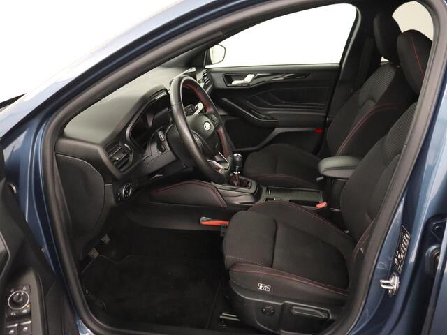 Ford FOCUS 1.0 EcoBoost Hybrid ST Line X | Stoel & stuurverwarming | Adaptive cruise | Camera | Navigatie | Carplay | B&O Sound | Full LED | Digital Cockpit | Climate control