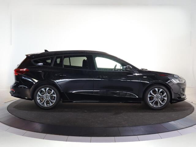 Ford FOCUS Wagon 1.0 EcoBoost Hybrid ST Line X | Elekt. Wegklapbare Trekhaak | Winterpakket | Cruise Control Adaptief | Parkeercamera | Head-Up | Navigatie |