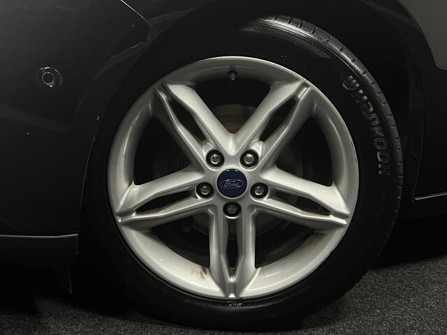 Ford FOCUS Wagon 1.0 Titanium | NAVI | KEYLESS | STOELVERWARMING | CAMERA |