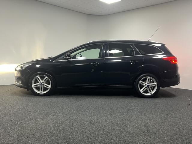 Ford FOCUS Wagon 1.0 Titanium | NAVI | KEYLESS | STOELVERWARMING | CAMERA |