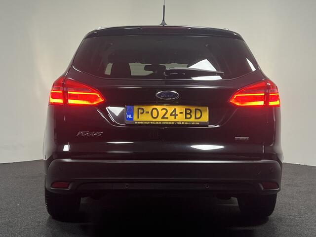 Ford FOCUS Wagon 1.0 Titanium | NAVI | KEYLESS | STOELVERWARMING | CAMERA |