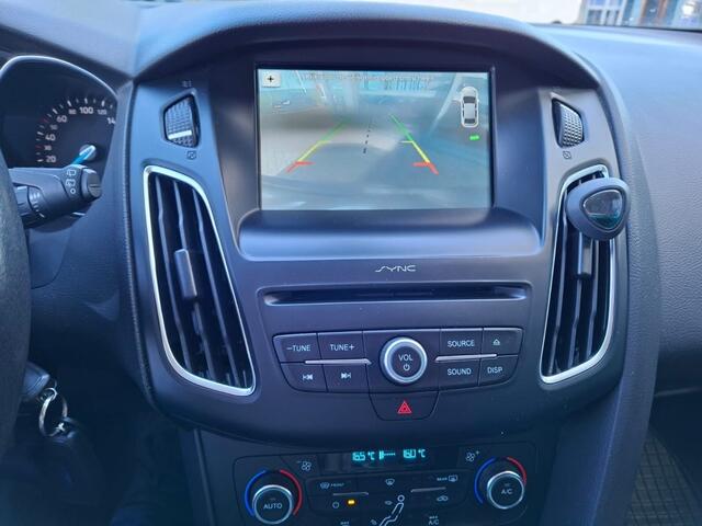 Ford FOCUS 1.0 ECOBOOST 125PK TITANIUM. BNS NAVI AIRCO PDC-CAMERA