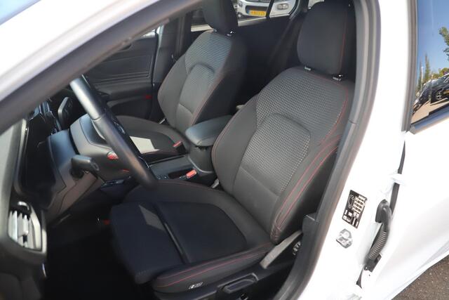 Ford FOCUS Wagon 1.0 EcoBoost Hybrid ST Line X Business Navigatie Achteruitrijcamera Stuur & Stoelverwarming Voorruitverwarming Carplay Android
