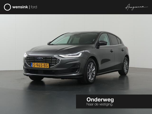 Ford FOCUS 1.0 EcoBoost Hybrid Titanium Style | Winterpack | Parkeercamera | Navigatie | Climate Control |