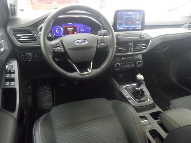 Ford FOCUS Wagon 1.0 EcoBoost Hybrid Titanium X Business | 31250 KM origineel NL | Trekhaak | Navigatie | Stoelverwarming | WORDT VERWACHT!