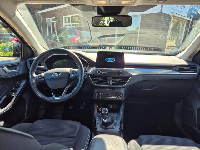 Ford FOCUS 1.0 EcoBoost Titanium B&O ADD CRUISE WINTERPACK