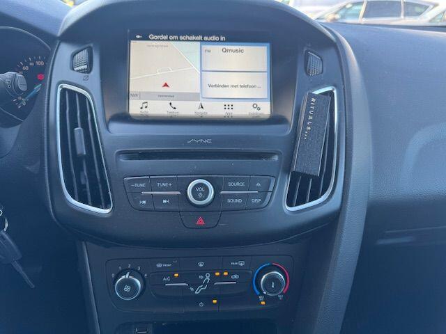 Ford FOCUS Wagon 1.0 Lease Edition Airco,Cruisecontrol,Navigatie,Camera