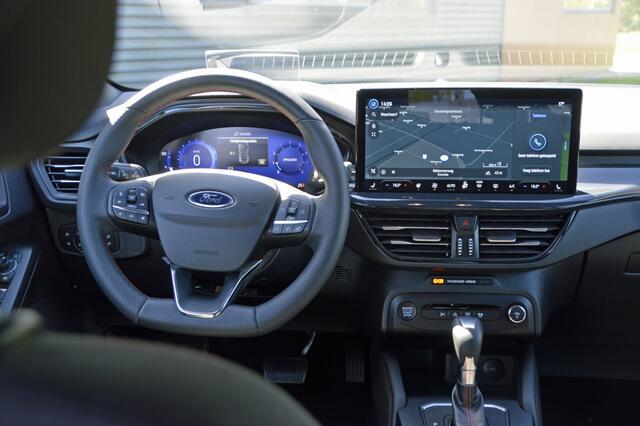 Ford FOCUS 1.0 Mild-hybrid ST-Line X Winterpack, driverpack, camera, trekhaak