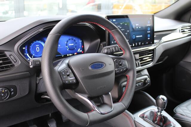 Ford FOCUS Wagon 1.0 EcoBoost Hybrid ST Line X | Leder UNIEK! | Trehaak | Winterpack | Adaptive cruise