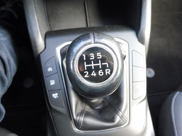 Ford FOCUS Wagon 1.0 EcoBoost Trend Edition Business Trekhaak | Winterpakket | Cruise | LMV | LED | NL auto | 1e eig.