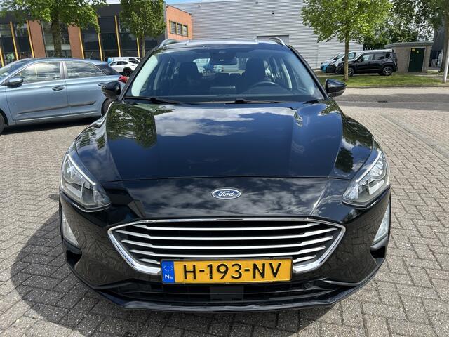 Ford FOCUS Wagon 1.0 EcoB Ed. bns CARPLAY NAVI PDC CRUISE NAP!
