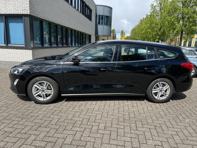 Ford FOCUS Wagon 1.0 EcoB Ed. bns CARPLAY NAVI PDC CRUISE NAP!